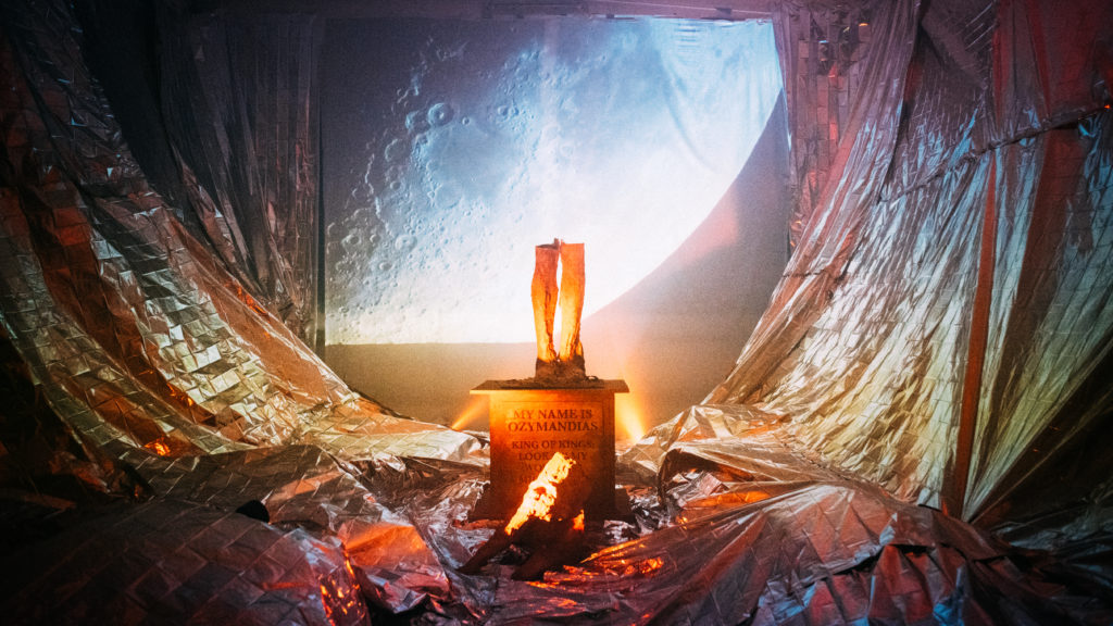 Ein Bild, das Kamin, Barbecue, Mahlzeit enthält.

Automatisch generierte Beschreibung